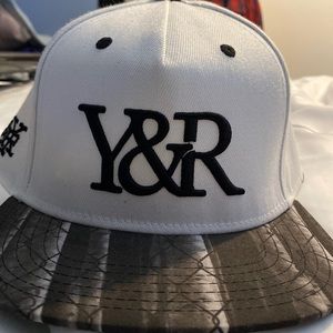 Y&R SnapBack